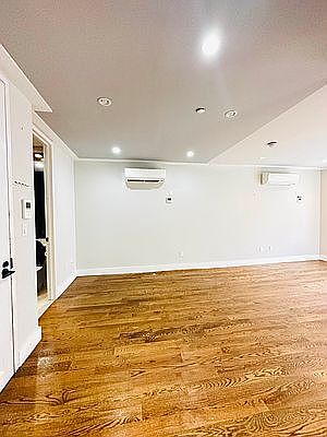 4th image of 62 E 21st St #1F