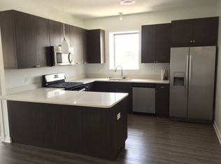 5425 N Broadway St #4B, Chicago, IL 60640