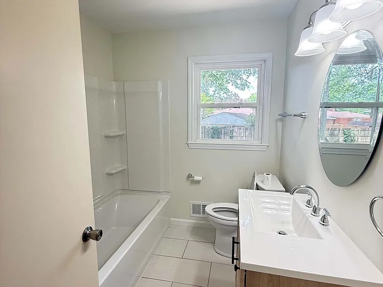 4012 White Plains Ct — Photo 13