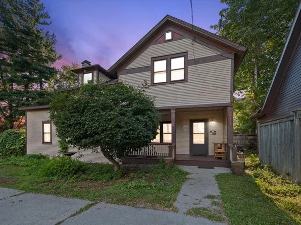 211 Charles Ave SE, Grand Rapids, MI 49503