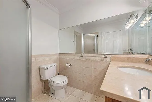 411 N Kenwood Ave — Photo 22