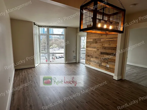 699 John St Unit 419, Seattle, WA 98109