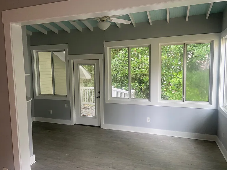1800 Eastwood Rd #124 — Photo 2