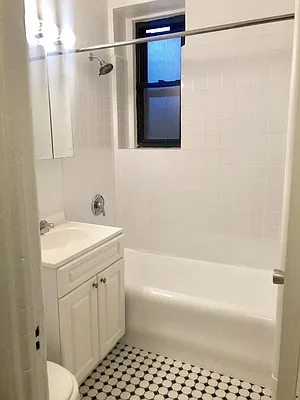 Rented by Silverstreet RE LLC | media 5