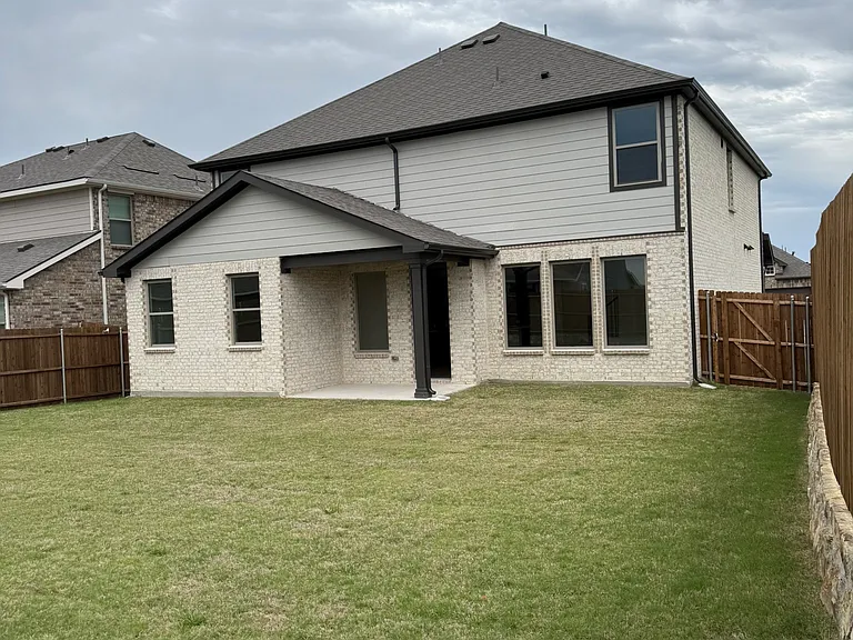 768 Waterhouse Lake Dr — Photo 11