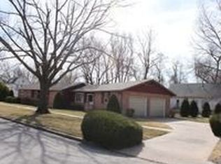 211 W Adams Ave, Sterling, KS 67579