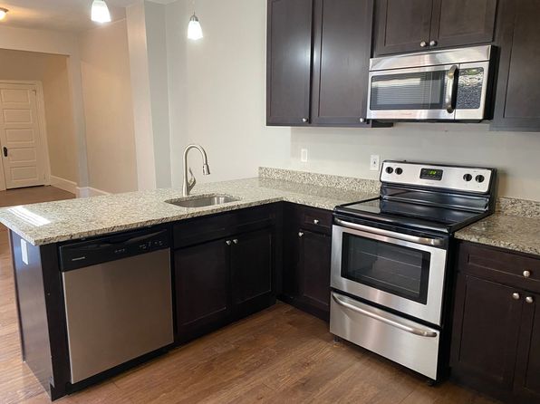 528 E King St APT 1