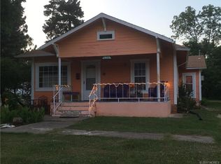 630 W 9th St, Ada, OK 74820