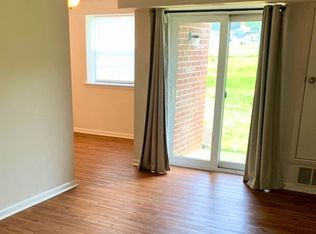 2402 Pond View Dr, West Chester, PA 19382