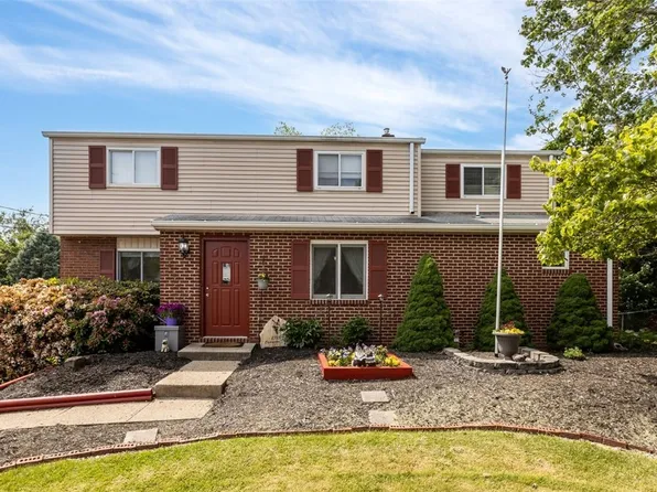 2715 Oakmoor Dr, Allison Park, PA 15101