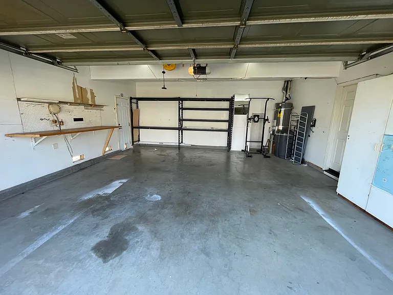 730 Sunlight Dr — Photo 32