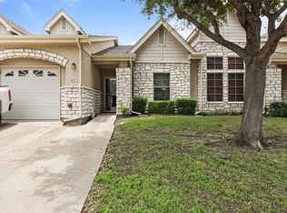 827 Earhart Ave, Grand Prairie, TX 75051