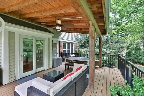 8055 Old Stable Ct — Photo 13