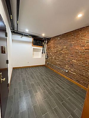 5th image of 189 E 3rd St #1