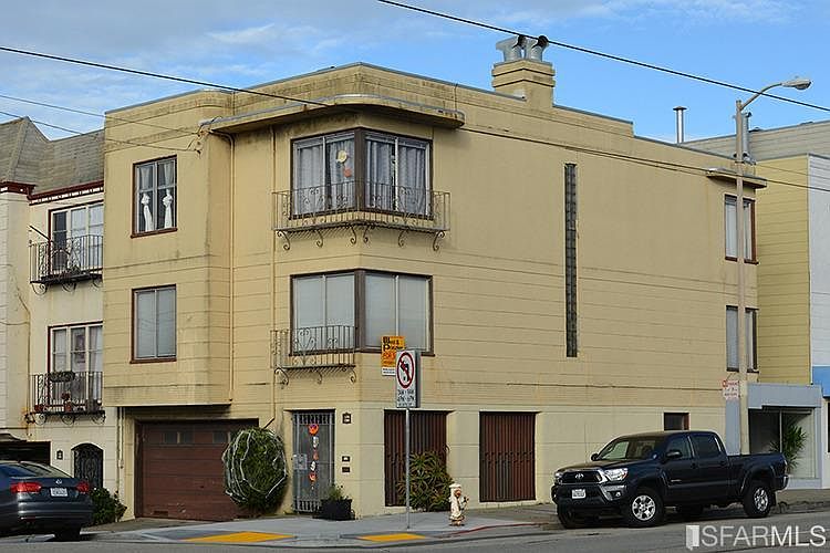1st image of 1394-1396 33rd Ave