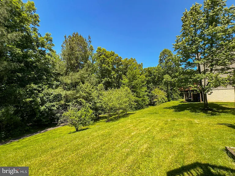 7822 Quill Point Dr — Photo 35