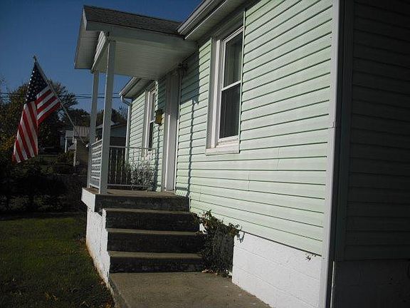 2nd image of 157 Winding Way