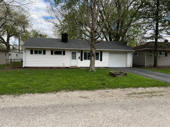 506 N Linden St, Clinton, IL 61727