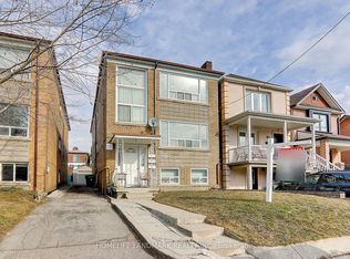 8 Hanson Rd #2, Toronto, ON M6E 1T3