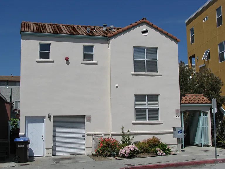 138 Leibrandt Ave — Photo 1