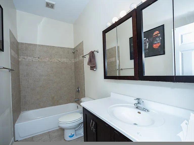 3358 N Sheffield Ave #3356-3 — Photo 12