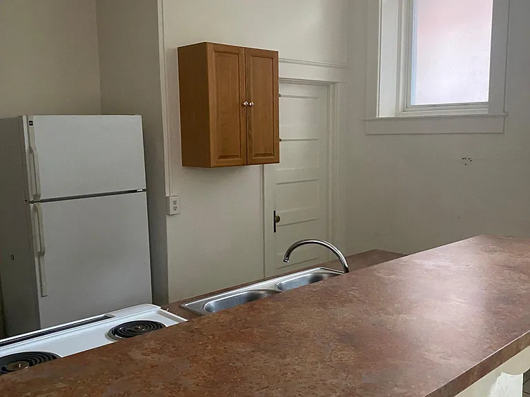 14 E Market St #12 — Photo 14
