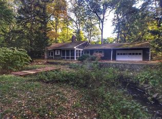 299 Parker St, Manchester, CT 06042