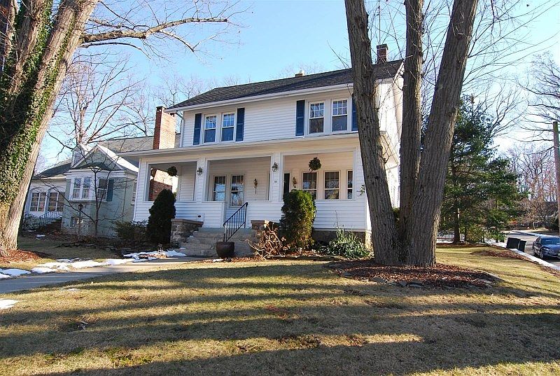 1st image of 86 Forest Ave