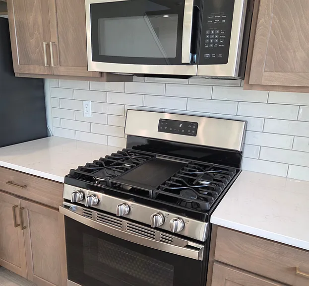 3411 W Scree St — Photo 3