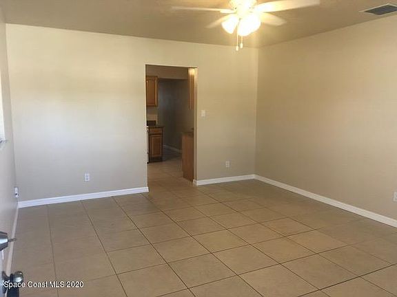 4th image of 240 N Brevard Ave #240