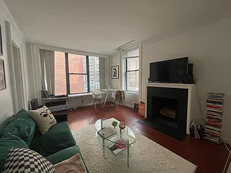 Rented by Green Line Realty