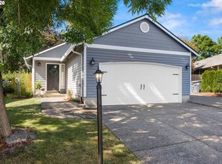 1697 SE Fir Grove Loop, Hillsboro, OR 97123