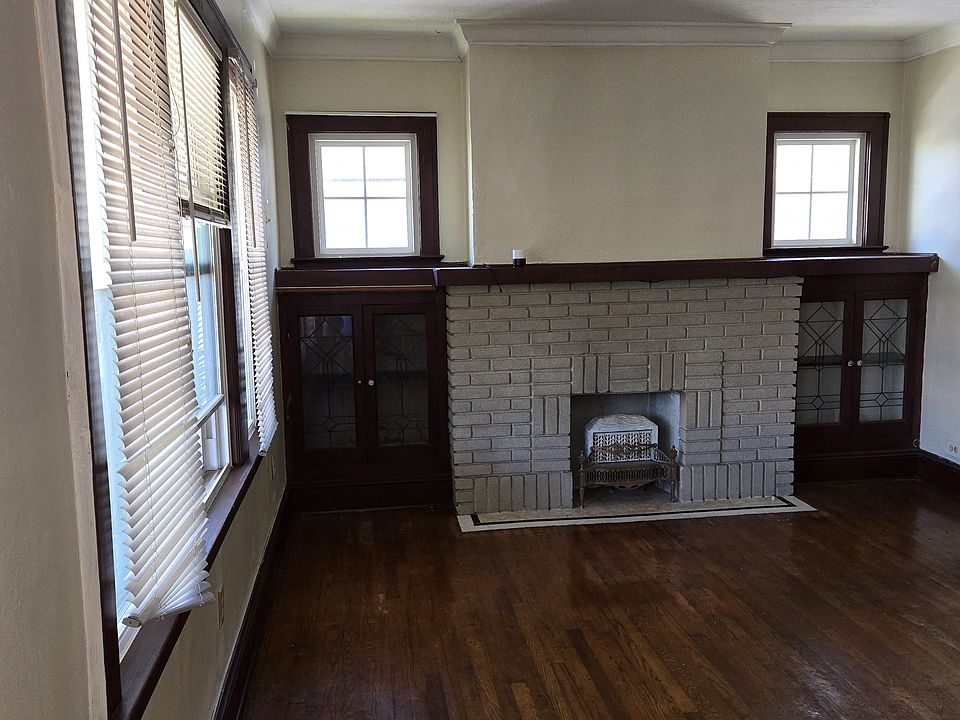 1st image of 2061 Lewis Dr Unit 2