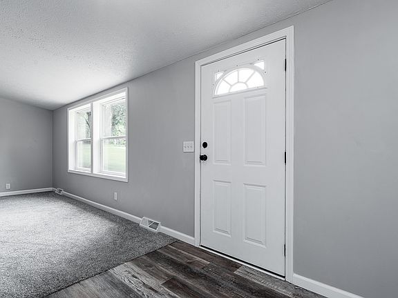 3rd image of 3290 Bradbery Pl