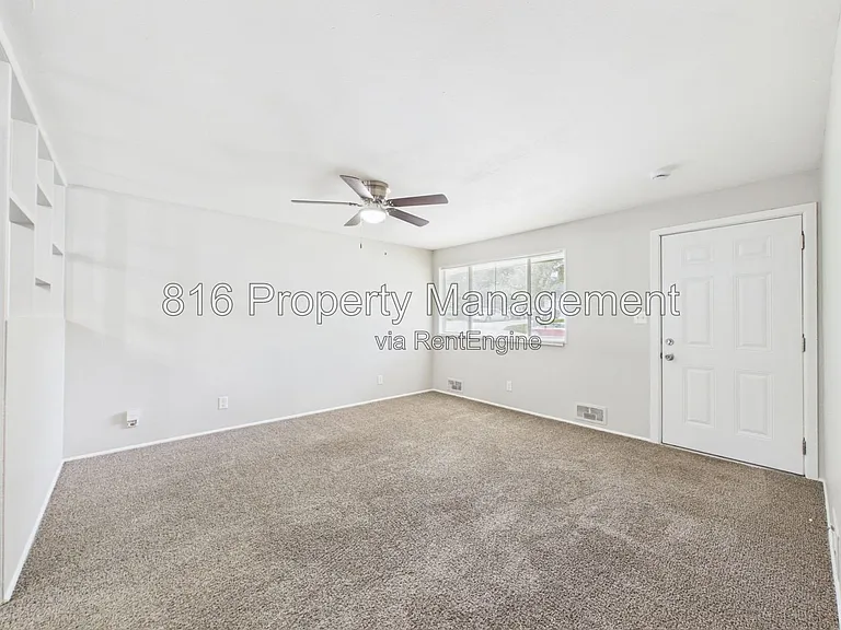 8511 Crystal Ave — Photo 3