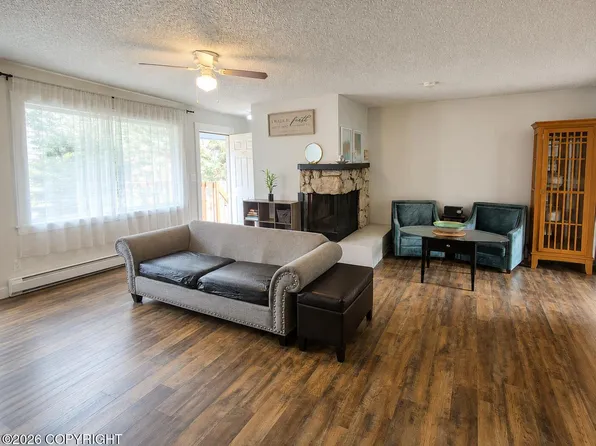 4414 E 6th Ave, Anchorage, AK 99508