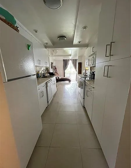 3690 Inverrary Dr #2Z — Photo 16