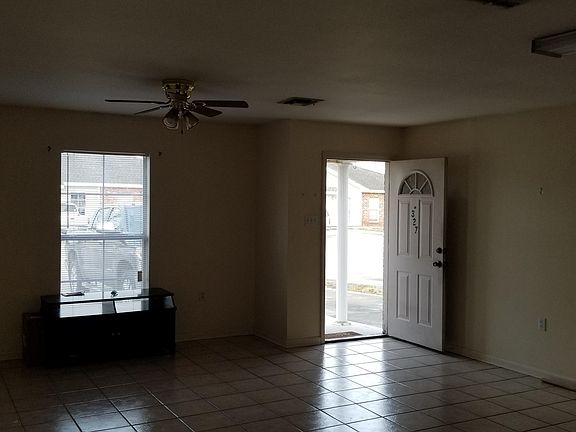 2nd image of 327 Gloria St