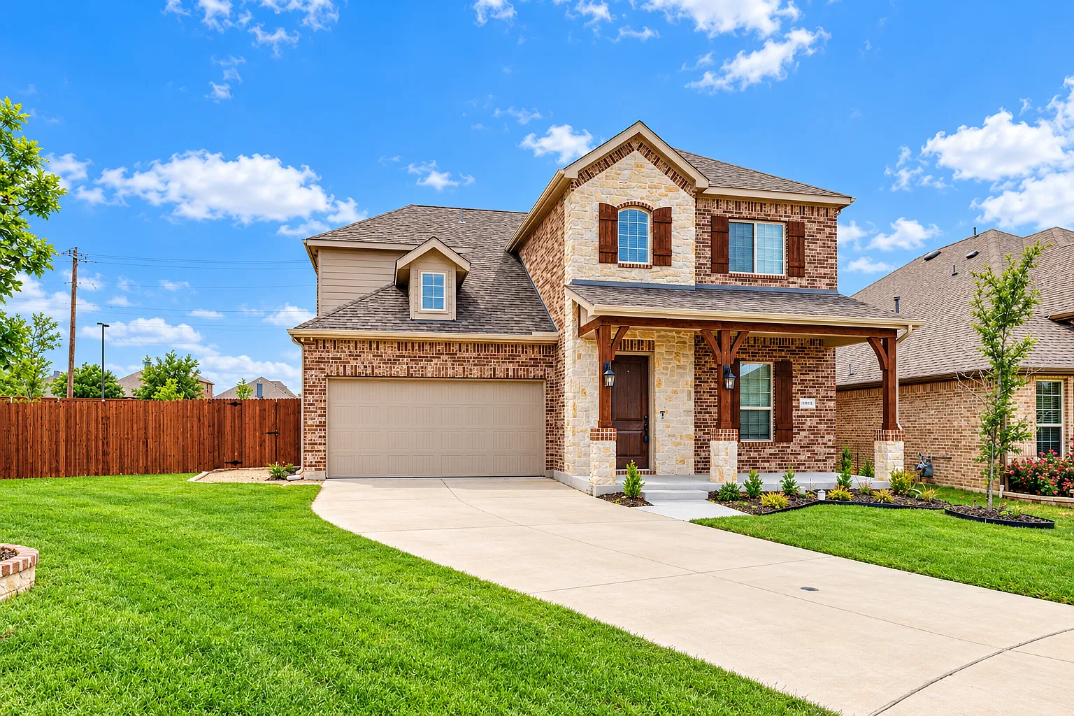 4 bed, 3.5 bath, 2744 sqft, $2,795 — Photo 1