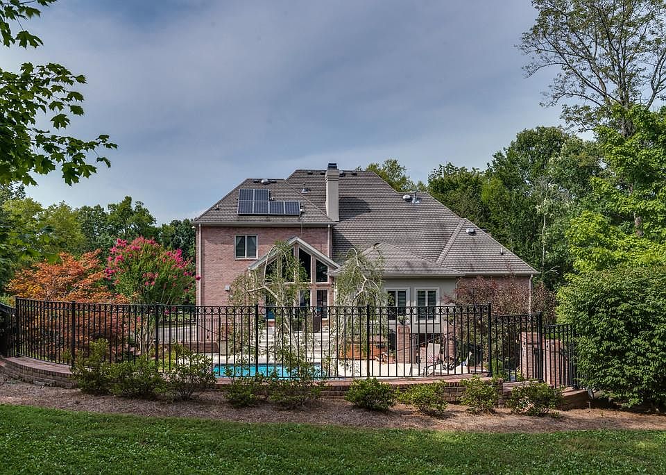 2nd image of 500 Eagle Run Dr