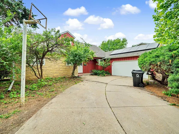 414 E Wayne Ave, Salina, KS 67401