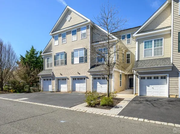 7 Liberty Way, South Bound Brook, NJ 08880