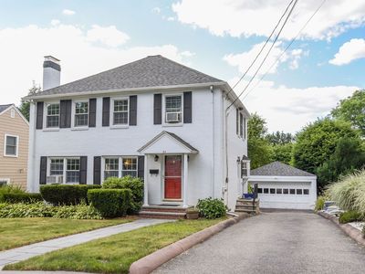 35 Amherst Rd, Newton, MA, 02468