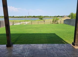 724 Cheyenne Dr, Aubrey, TX 76227