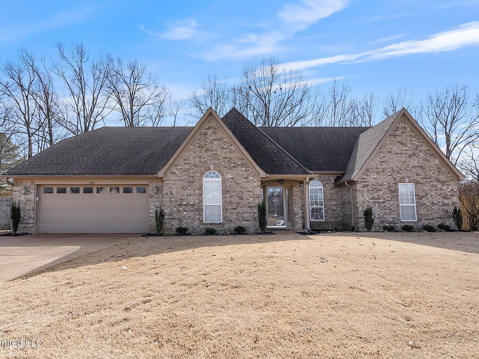 1st image of 2675 Greencliff Dr