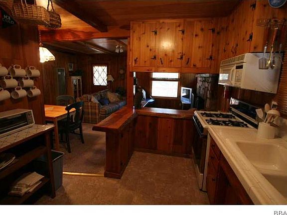 2nd image of 43416 Primrose Ct