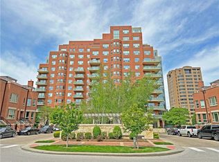 4950 Central St APT 101, Kansas City, MO 64112