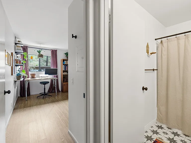 771 Seneca St #54 — Photo 22