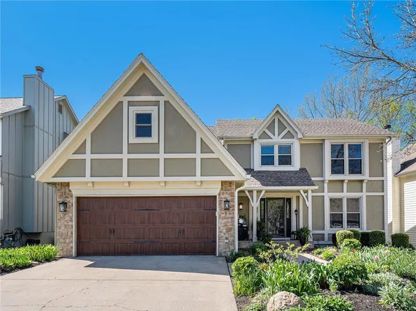 14229 W 121st St, Olathe, KS 66062