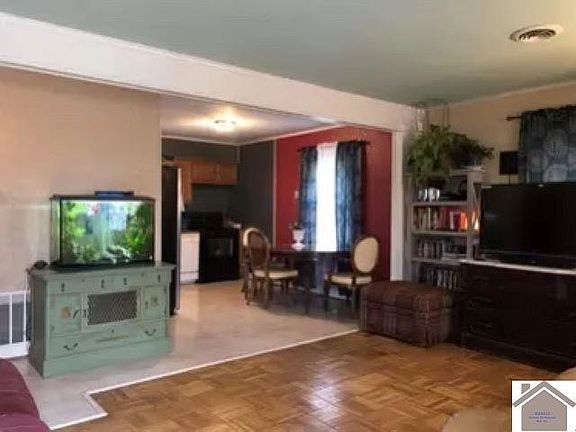 4th image of 1029 River Oaks Blvd